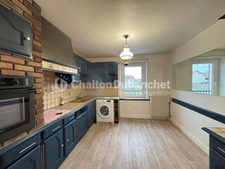  Appartement � louer 5 pi�ces 109 m� Saint martin la sauvete