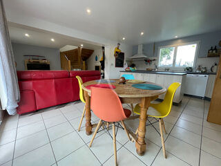  Maison � vendre 4 pi�ces 180 m�