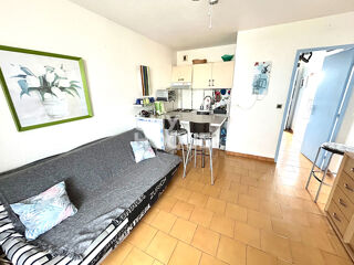  Appartement à louer 2 pièces 25 m²