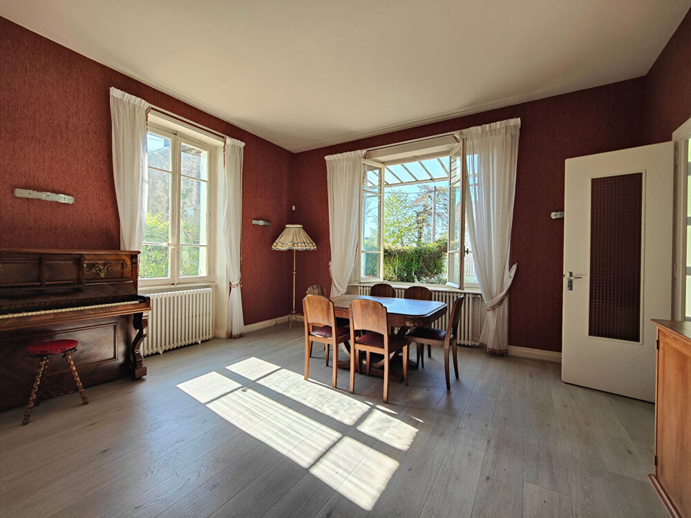 Maison - 173 m2 - Aoste