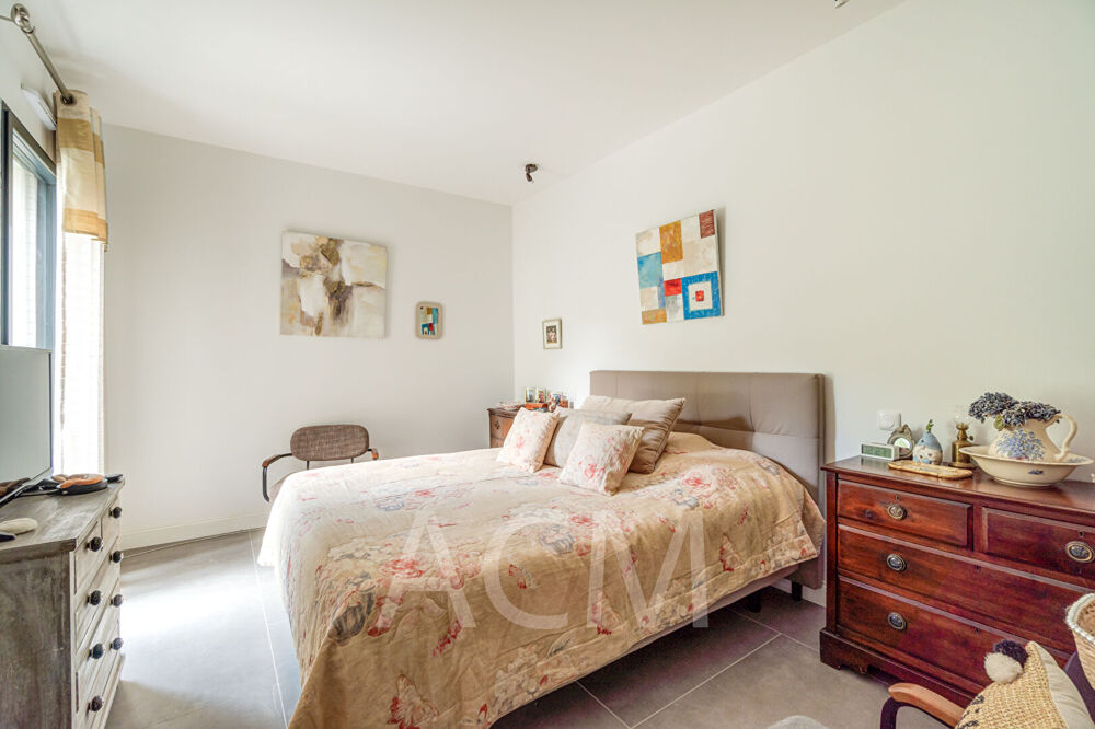 Vente Maison Maison de prestige à vendre à Le Mesnil Le Roi Le mesnil le roi