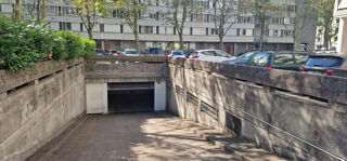  Parking / Garage  vendre 55 m