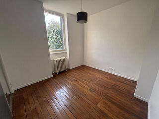  Appartement à louer 3 pièces 50 m²