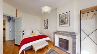  Immeuble à vendre 7 pièces 185 m²