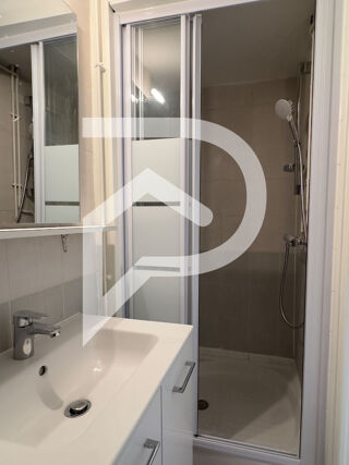  Immeuble � vendre 4 pi�ces 97 m�