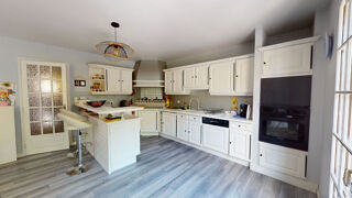  Maison  vendre 7 pices 230 m