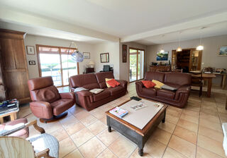  Maison à vendre 6 pièces 217 m²