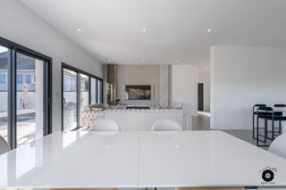  Maison � vendre 6 pi�ces 205 m�