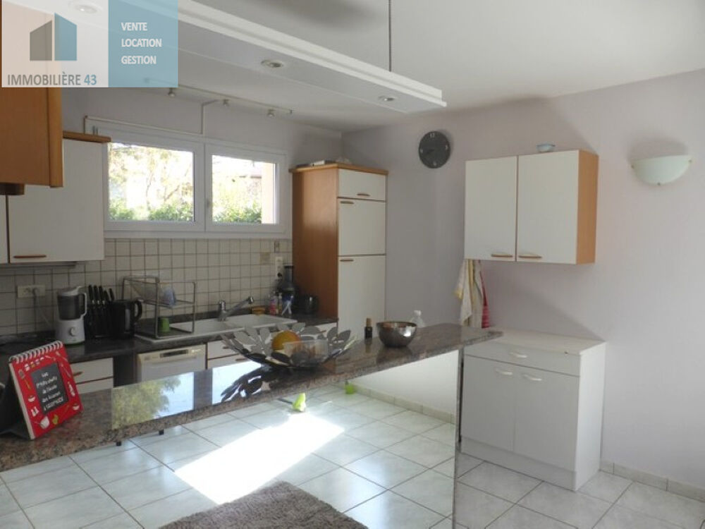 MAISON T5 CUIS EQUIPEE ST GERMAIN LAPRADE - 5 pièce(s) - 135 m2