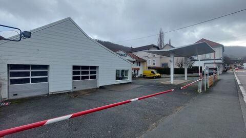 B&acirc;timent Professionnel de 250m2 + partie habitation de 130m2 265000 25150 Pont de roide vermondans