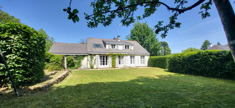 Vente Maison Maison  8 pièce(s) 173 m2 Sautron