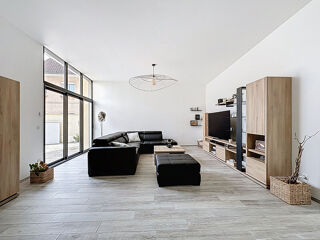  Maison � vendre 8 pi�ces 225 m�