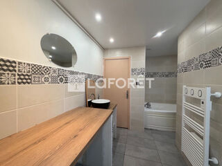  Maison à louer 5 pièces 93 m²