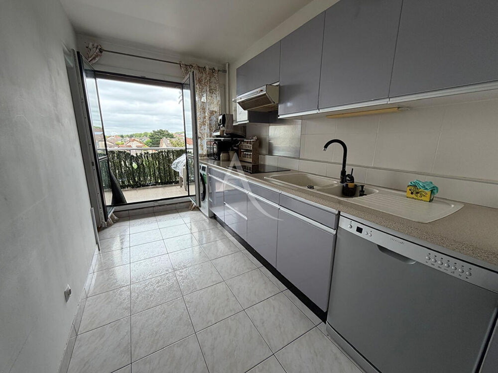 Appartement Vaujours 2 pièce(s) 55.8 m2