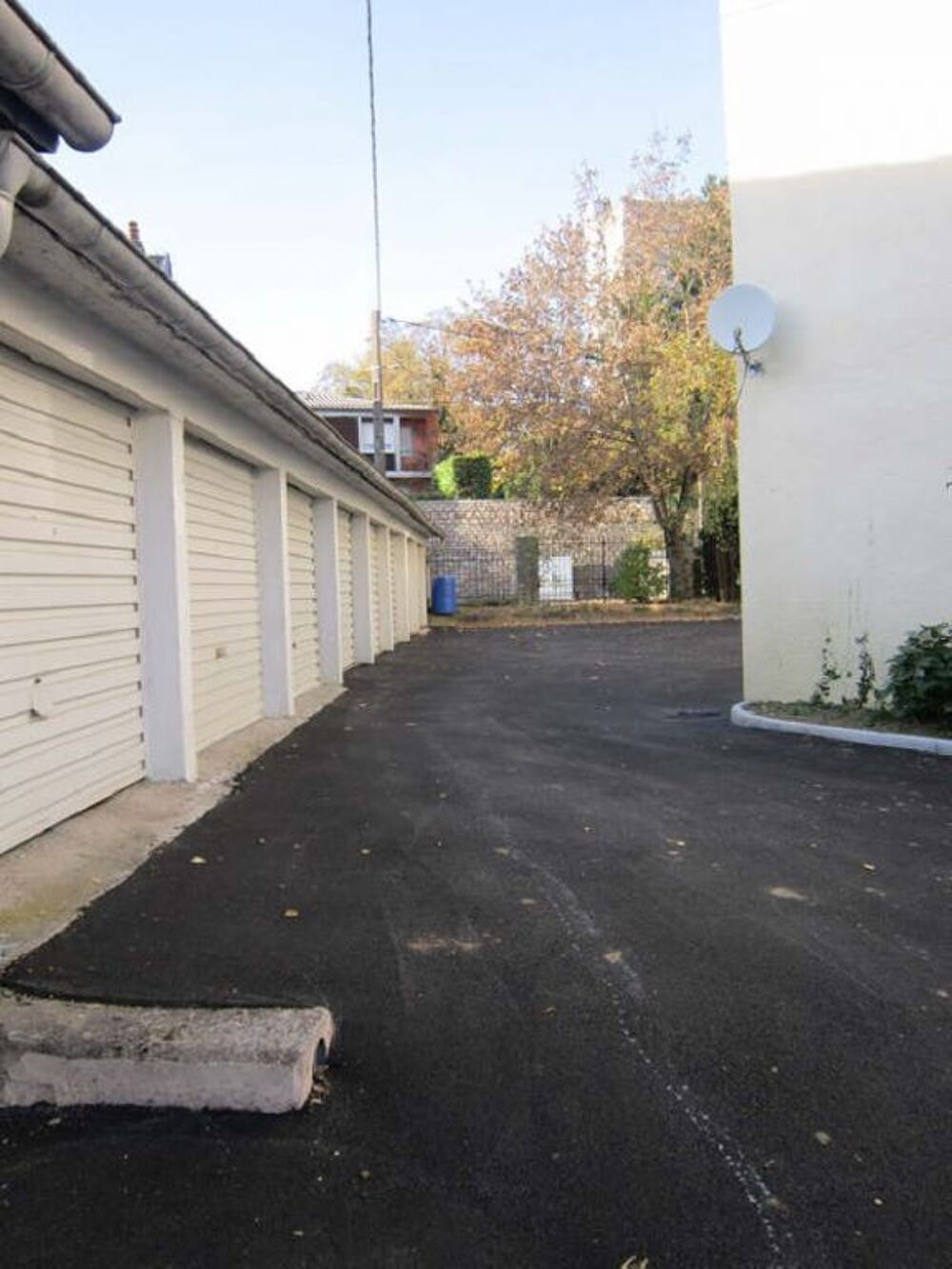 Location Parking/Garage garage ferm BESANCON - 0 m2 Besancon