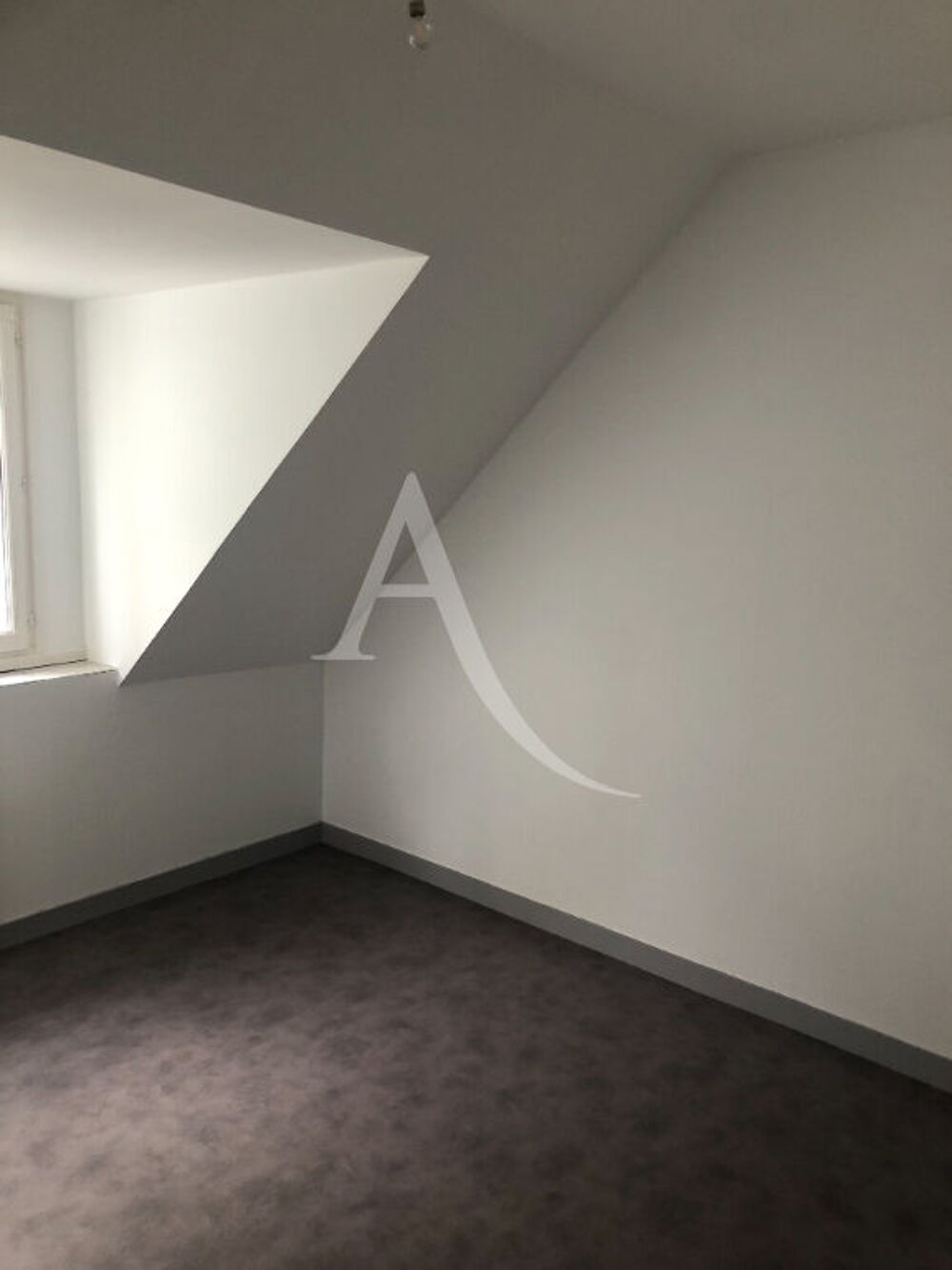 Location Appartement A LOUER TIERCE Appt T1 Bis de 25 m2 au 2ème étage Tierce
