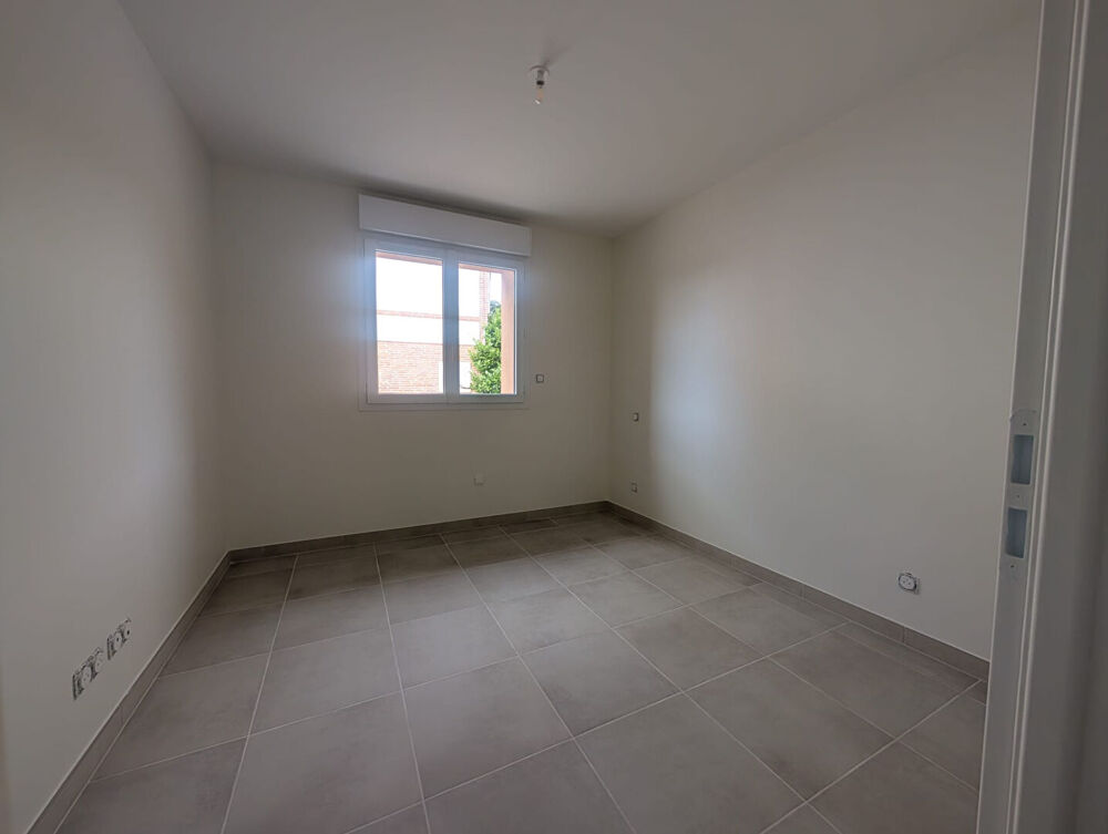 Location Appartement Appartement T3 avec terrasse et parking à LUNEL. Lafrancaise