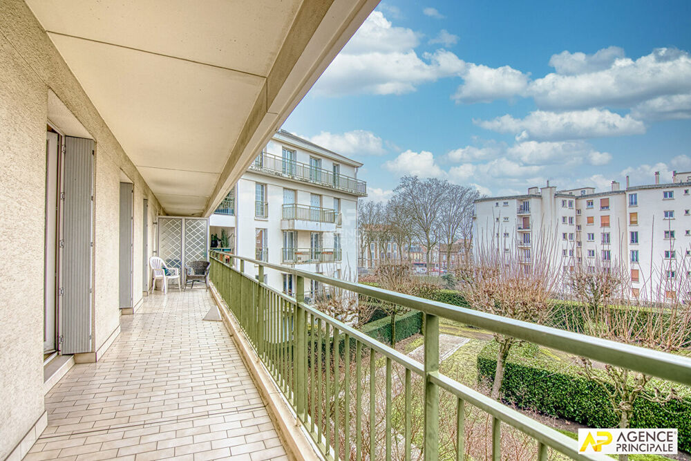 Appartement 5 pièces 103 m² · à Versailles · 103 m² · 695 000 €