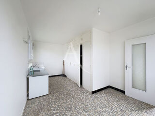  Appartement � louer 4 pi�ces 98 m� Chateau gontier