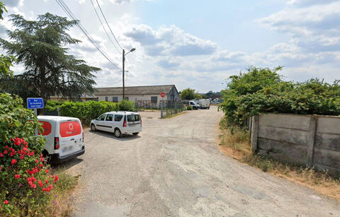  Parking / Garage � louer 