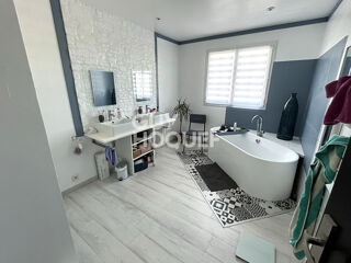  Maison à vendre 6 pièces 164 m²