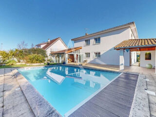  Maison � vendre 9 pi�ces 277 m�