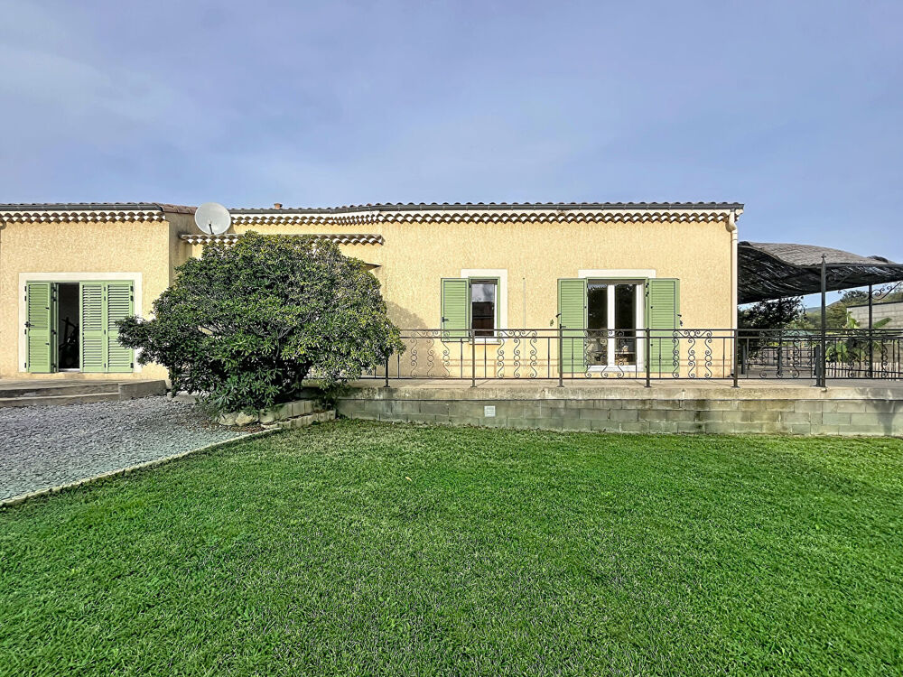 Vente Maison Villa de 140 M2 avec 5 pièces lumineuse et dans un environnement calme Cruas