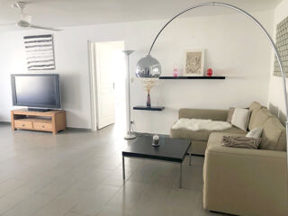  Appartement à louer 3 pièces 74 m²
