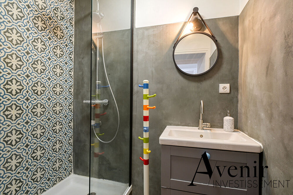 Location Maison CHARBONNIERES LES BAINS - MAISON FAMILIALE - 235M2 - T5 - JARDIN 1.100 m2 AVEC PISCINE Charbonnieres les bains