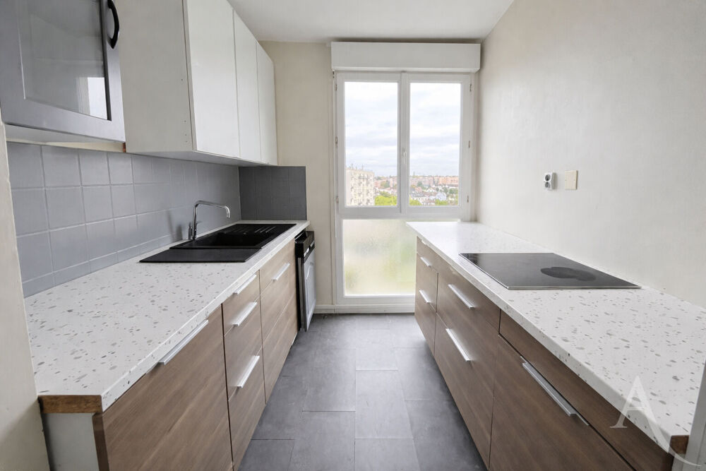 Vente Appartement Appartement F4 à Mantes La Ville de 72.25m² avec  garage, cave, séchoir Mantes la ville