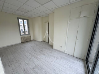  Appartement à louer 3 pièces 66 m²