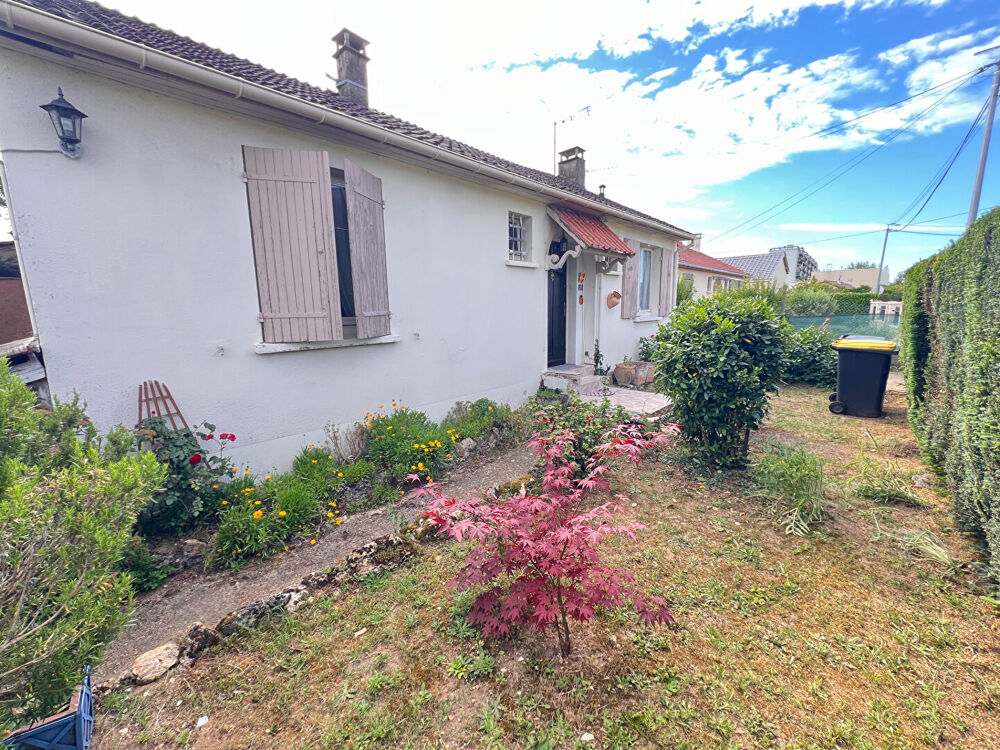 Vente Maison Maison Meaux 4 pièces 95 m2, jardin, cave et garage. Meaux