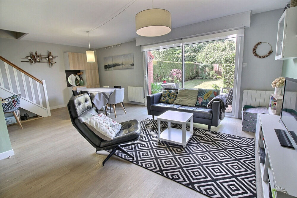 Vente Maison Maison Sequedin 82m² au sol - semi individuelle - 3 chambres - jardin - garage et 2 places de stationnement Sequedin
