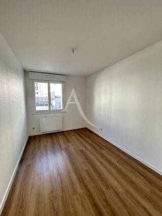  Appartement � louer 3 pi�ces 64 m�