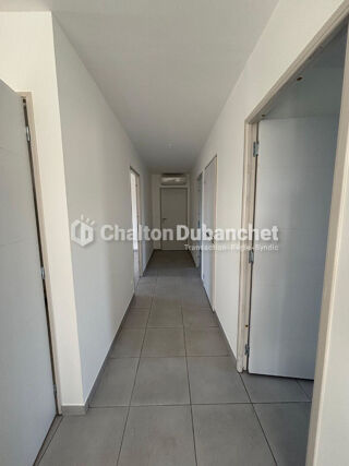  Maison 5 pi�ces 94 m� Saint nizier sous charlieu