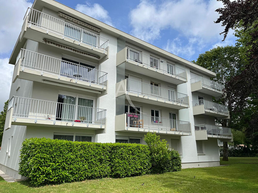 A VENDRE - EXCLUSIVITE - CHALLANS - Appartement - proximite grande surface - 3 pièces - 68 m²