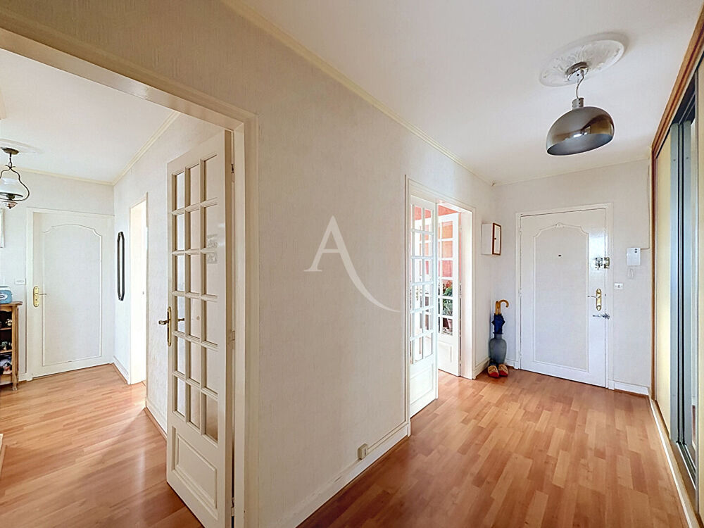 Appartement Meaux F3 de 67 m2- proche gare et centre ville - balcon