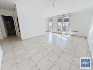  Appartement à louer 2 pièces 47 m²