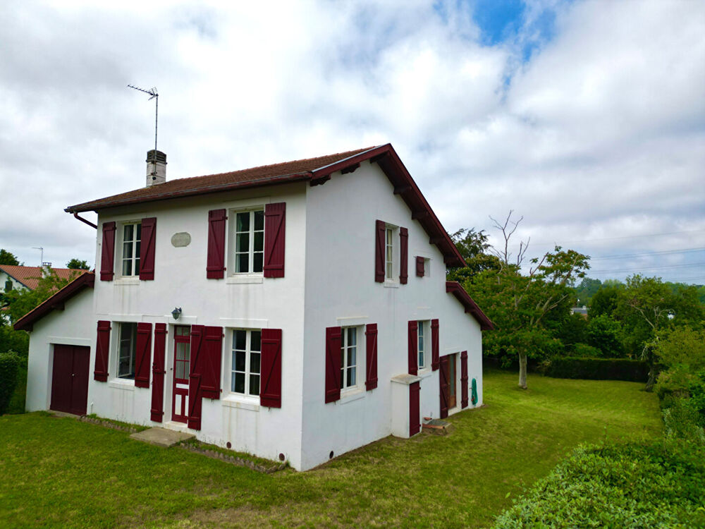 Vente Maison Aux portes de Biarritz, maison familiale de 5 chambres dans un environnement privilégié Arcangues