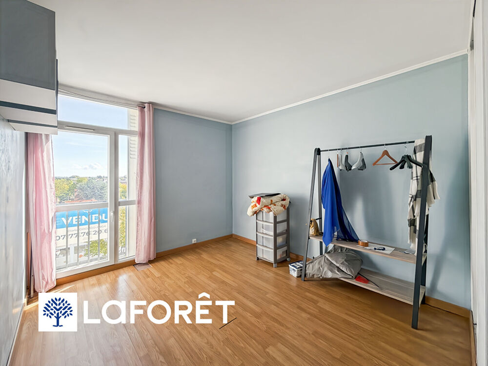 Vente Appartement Appartement 5 pièces proche gare, RIS-ORANGIS Ris orangis
