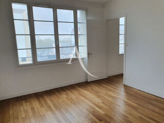  Appartement à louer 4 pièces 83 m²