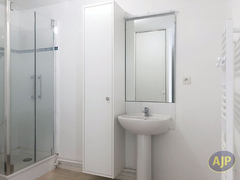 Location Appartement STUDIO CENTRE VILLE Cholet