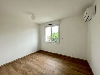  Appartement à louer 3 pièces 60 m²