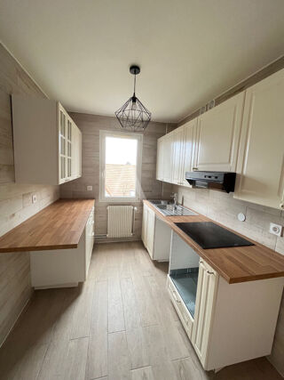  Appartement à louer 2 pièces 52 m²