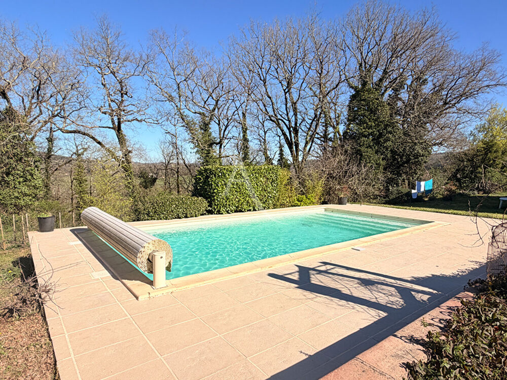 Vente Maison Maison avec vue dégagée, piscine, 5 chambres Parnac
