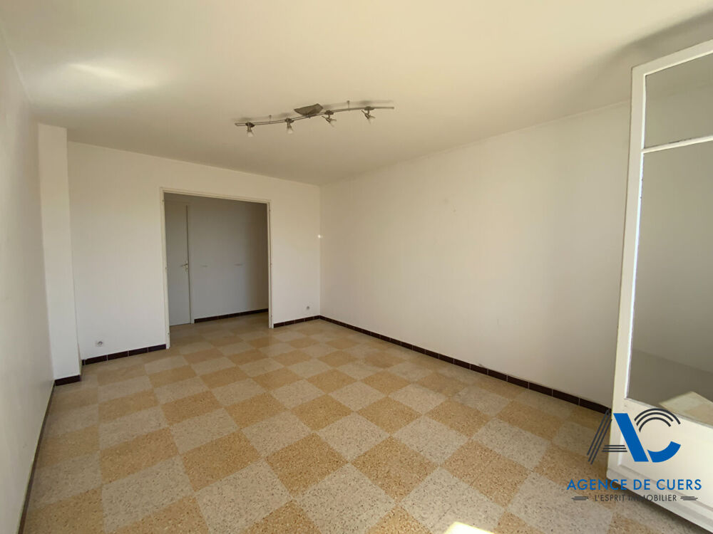 Location Appartement TOULON STE MUSSE - Appartement 3 pièces, cave et garage Toulon