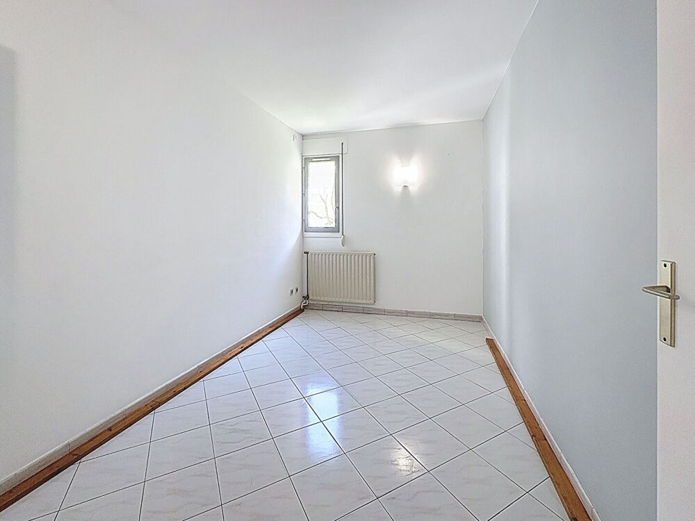 Vente Appartement Appartement 3 pièces à vendre à Lyon monplaisir, calme et lumineux idéal profession libérale. Lyon 8