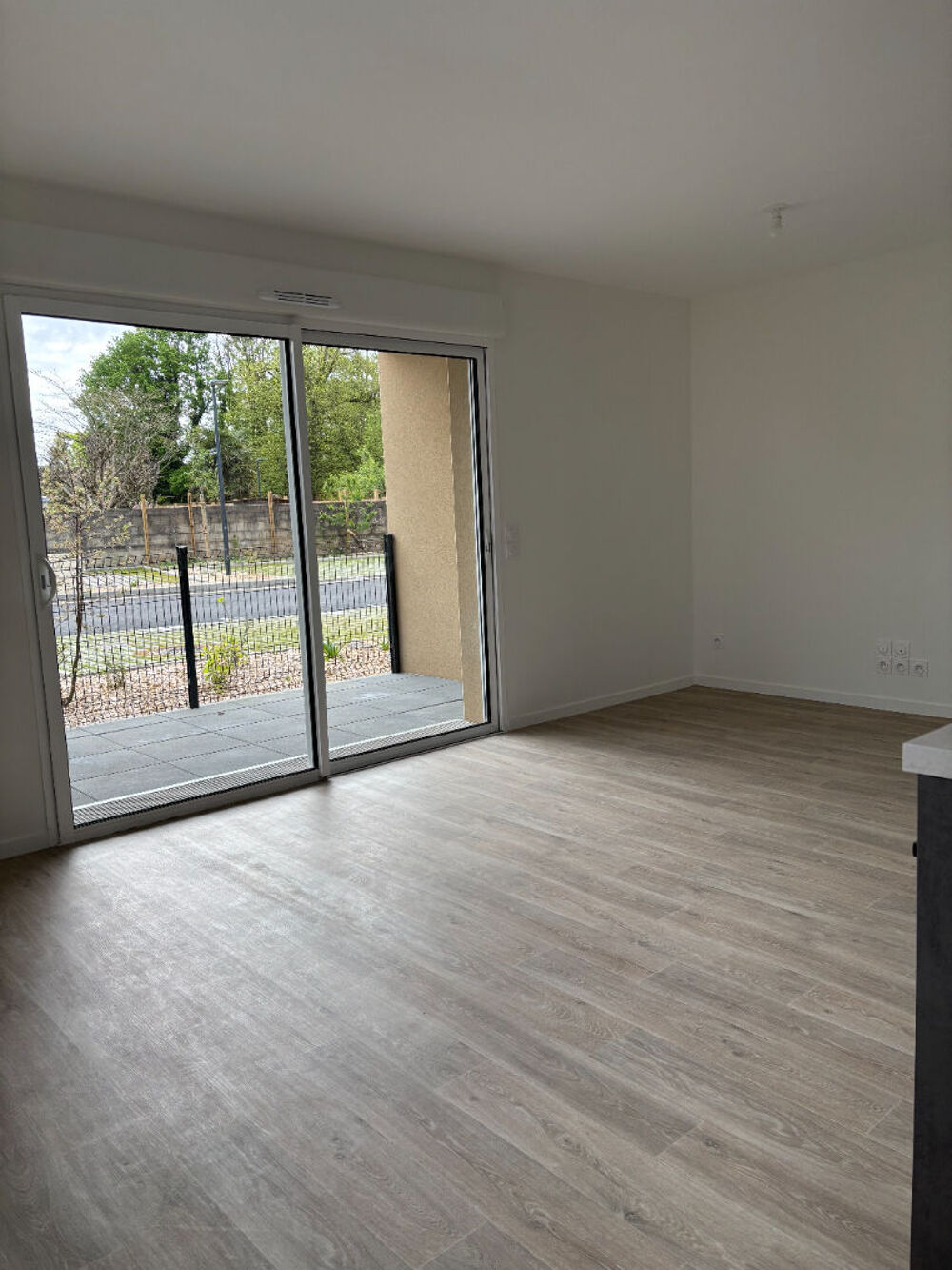 Location Appartement A LOUER - Appartement Meubl� - Questembert -  2 chambres - 56.32 m2 Questembert