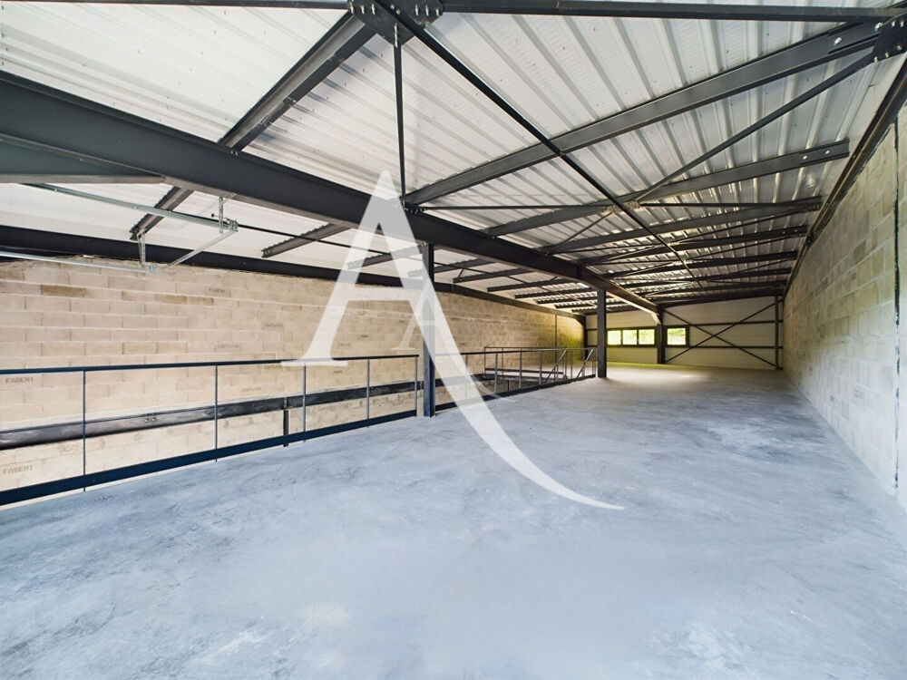   Local d'activité Mesigny 230 m2 