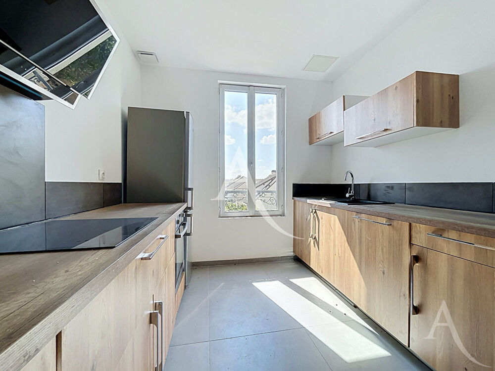 Vente Maison Jolie maison de 100m²  4 Chambres sur un sous-sol total, avec jardin à LIMAY Limay